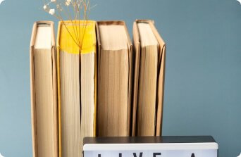 “The Silent Patient” by Alex Michaelides